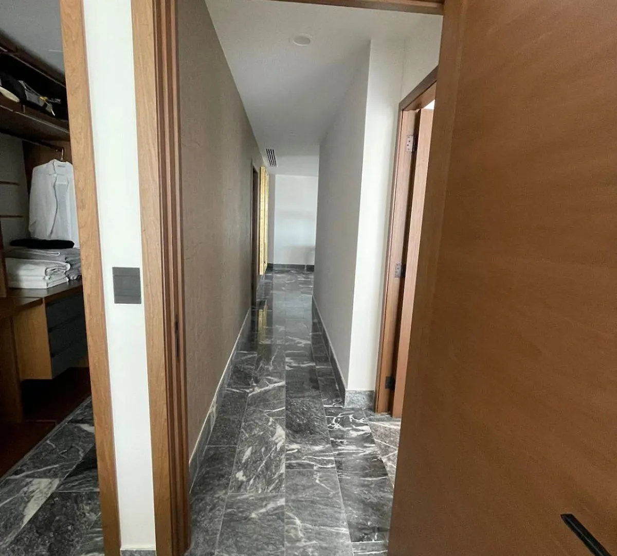 Cancun Luxx Shark Tower Apartment Mexico